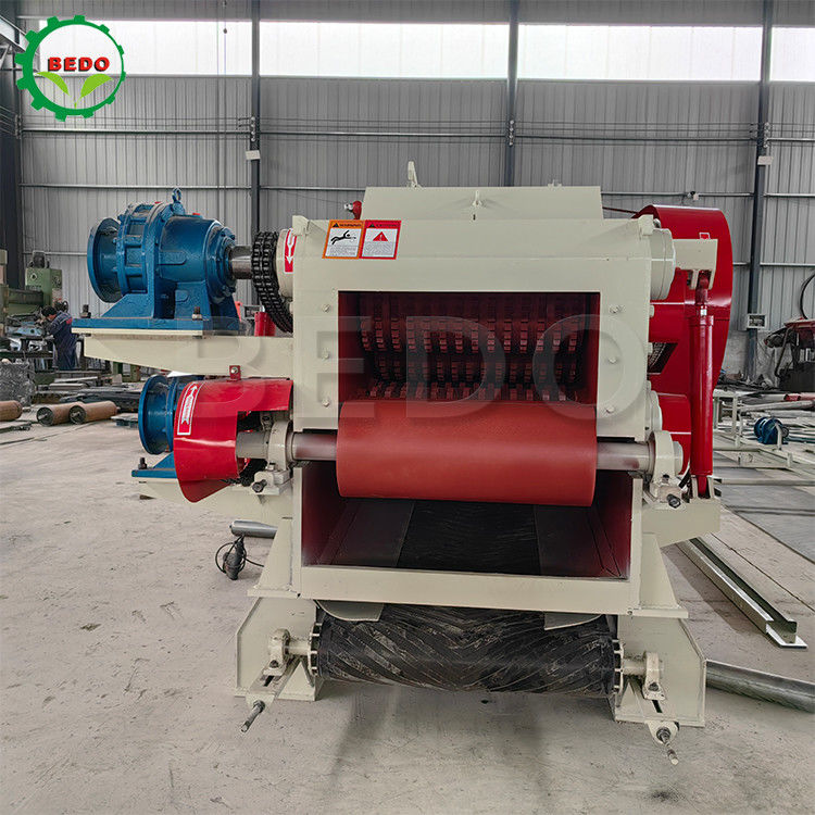 3250x2150x1900mm Houtversnipperaar Shredder Machine Diverse Kleuren Op zwaar werk berekende bosbouwapparatuur