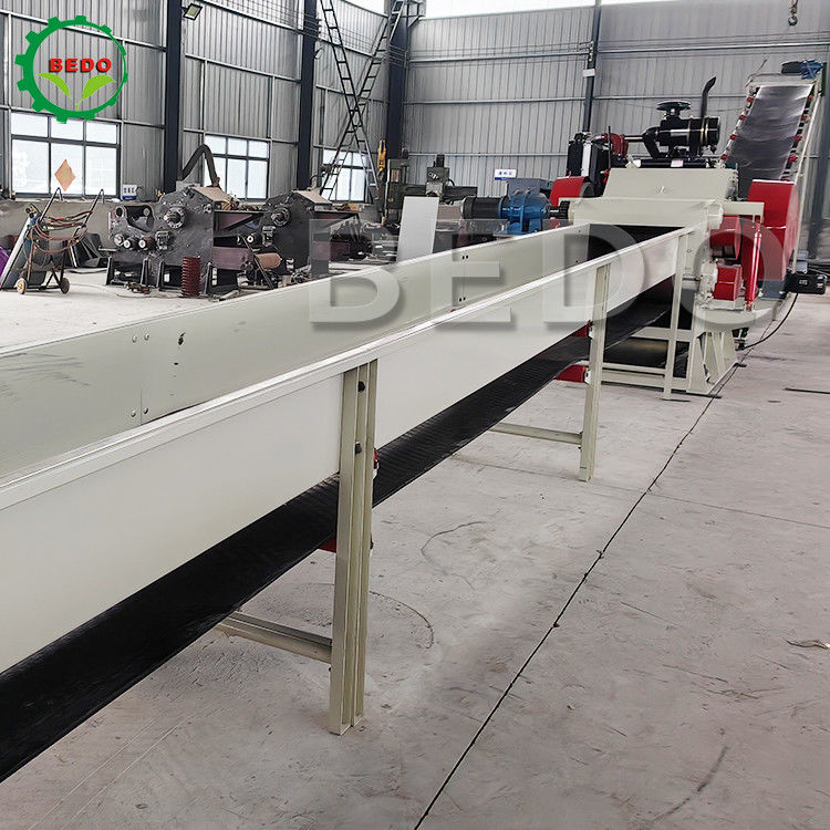 8500 kg Diesel aangedreven Houtboomsplintermachine Persoonlijk gekleurde bosbouwsplinterapparatuur
