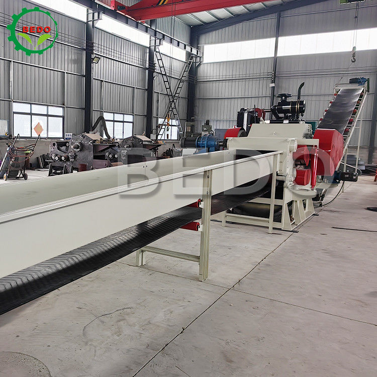 8500 kg Diesel aangedreven Houtboomsplintermachine Persoonlijk gekleurde bosbouwsplinterapparatuur