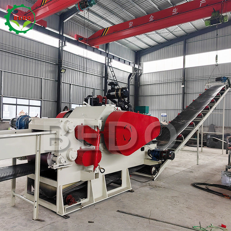 8500 kg Diesel aangedreven Houtboomsplintermachine Persoonlijk gekleurde bosbouwsplinterapparatuur