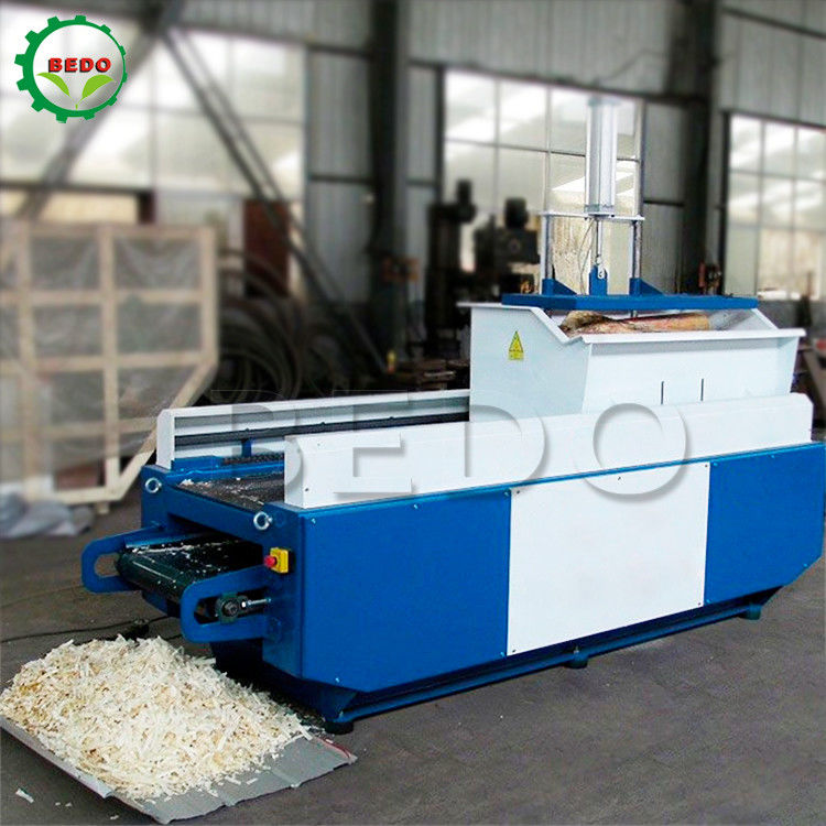 7.5kw Koolstofstaal Houtspaanders Machine 3600rpm Legering Staalblad 300kg/h Productie-eenheid