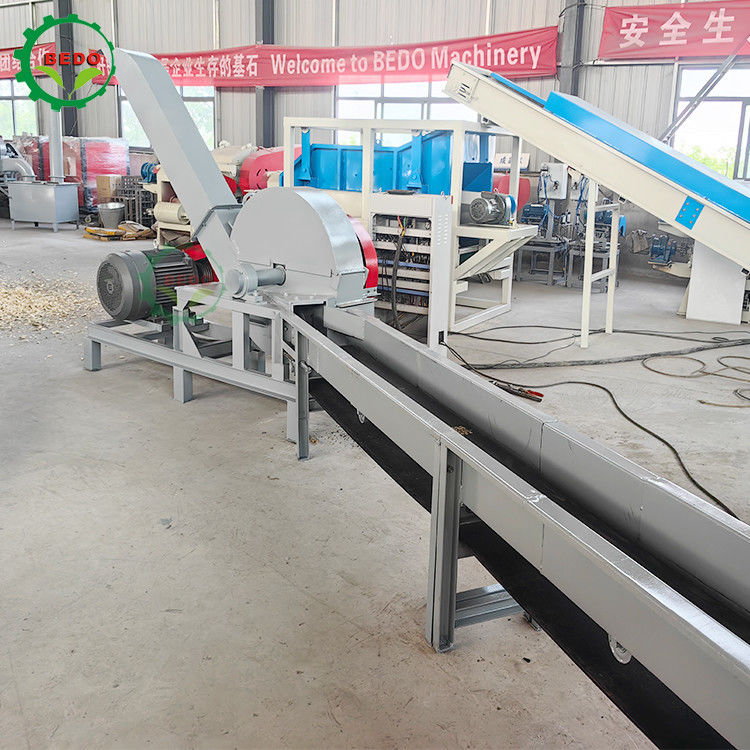 37KW bosbouw Houtversnippermachine Voedingsconveyor 25-35mm Chips Drum Type Shredder