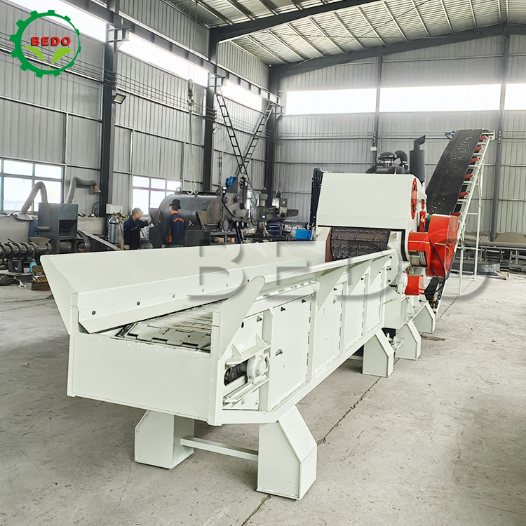 Zelfvoedende 235HP Houtsplintermachine 700x400mm Inlaat Zware Dienst Splintermachine Industriële Drum Shredder