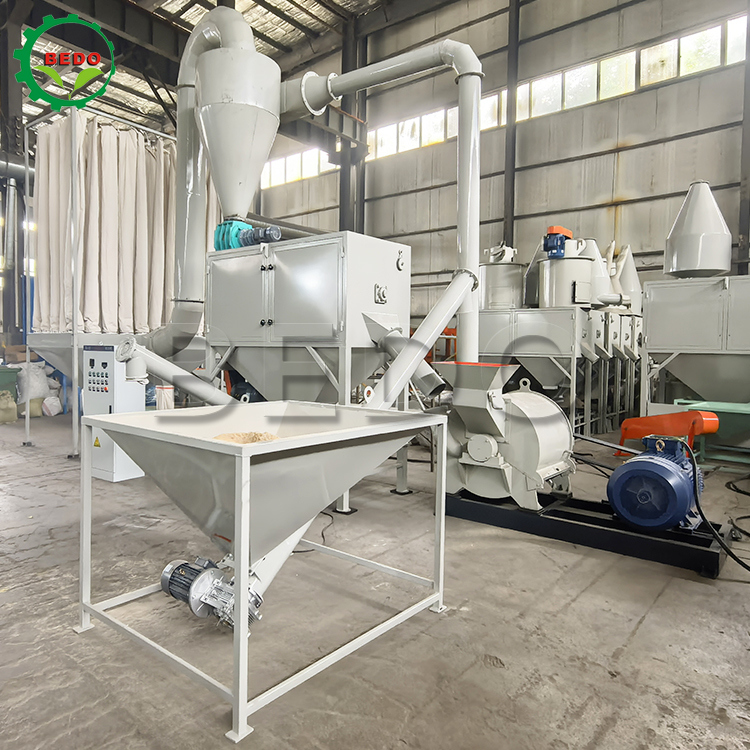 50Hz Frequentie Houtpoedermachine voor Houtzaagsel Laag Geluid en Hoge Frequentie