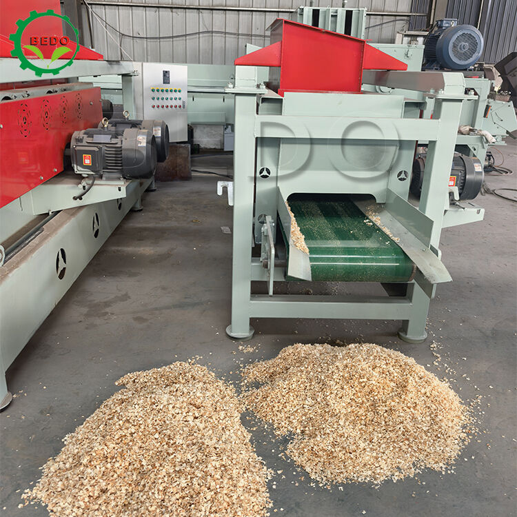 Houtschaafselmachine 200 stuks messen 4kw Transportband 500x1000mm invoergrootte Verwerkingsapparatuur
