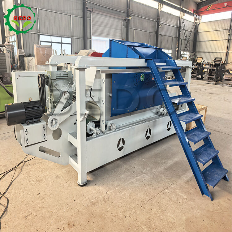 7.5kw Houtspeldmachine 125mm Roller 400kg/h Capaciteit Efficiënte houtverwerkingsapparatuur
