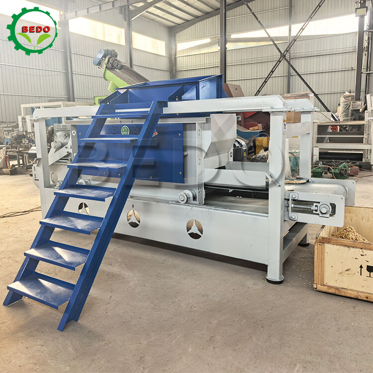 Dual-Main Shaft Power Hout splijtmachine 7.5kw 400kg/h Capaciteit Carbon Steel Equipment