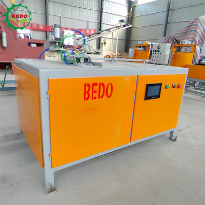 Machines voor het snijden van blokken van houtzaagstof
