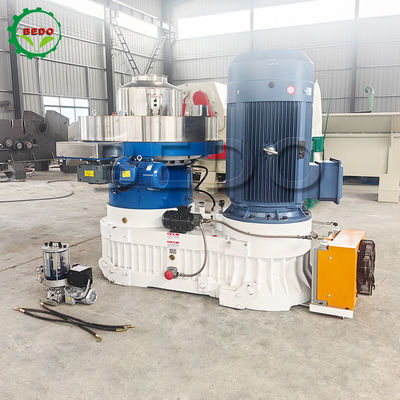 1500-2000 kg/h houtpelletmachine met PLC-besturingssysteem 380V spanning
