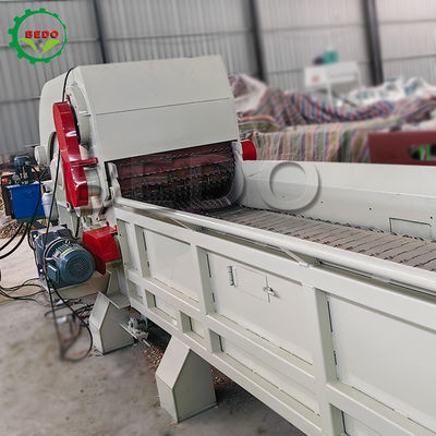 Elektrische motor Houtbreker Machine 1000MM Breedte Feeder Einde Hout chips Grootte 25-35MM voor Hout