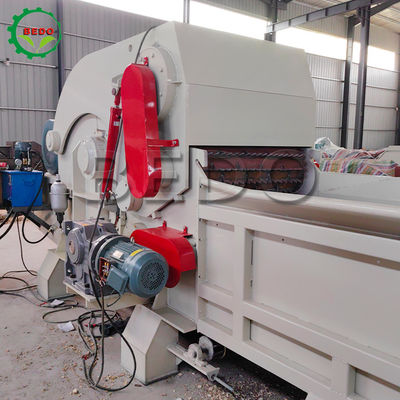 Krachtige Dieselmotor Houtbreker Machine met 3pcs vliegend mes en 3KW 4KW ontlading motor vermogen