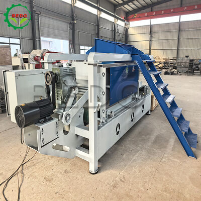 400kg/u Capaciteit Houtschaafselmachine 125mm Rol Automatische Bediening Industriële Apparatuur