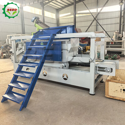 Dual-Main Shaft Power Hout splijtmachine 7.5kw 400kg/h Capaciteit Carbon Steel Equipment